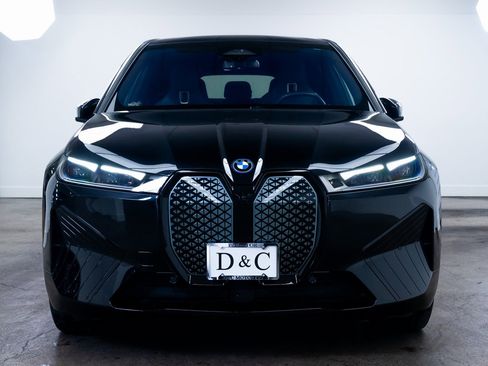 Used 2024 BMW iX xDrive50 w/ Sport Package image 2