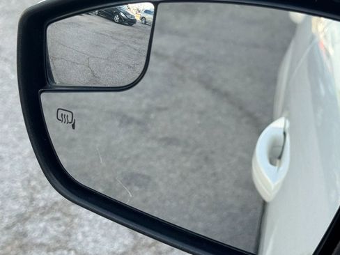 Used 2013 Ford C-MAX SEL image 38