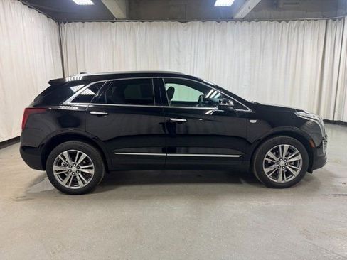 Used 2025 Cadillac XT5 Premium Luxury image 3