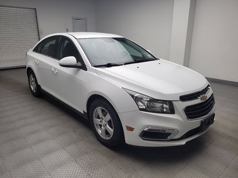 Used 2016 Chevrolet Cruze LT FWD image 13