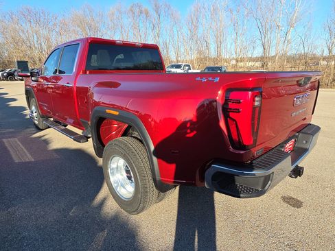 New 2026 GMC Sierra 3500 SLT image 6