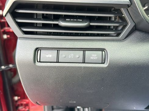 Certified 2020 Nissan Altima 2.5 SR w/ Premium Package image 16