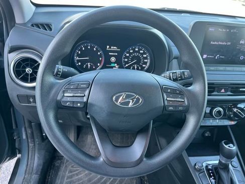 Used 2022 Hyundai Kona SEL image 16