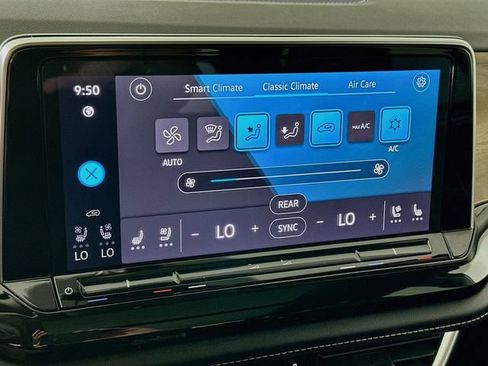 Certified 2026 Volkswagen Atlas SE w/ Panoramic Sunroof Package AWD/4WD image 16