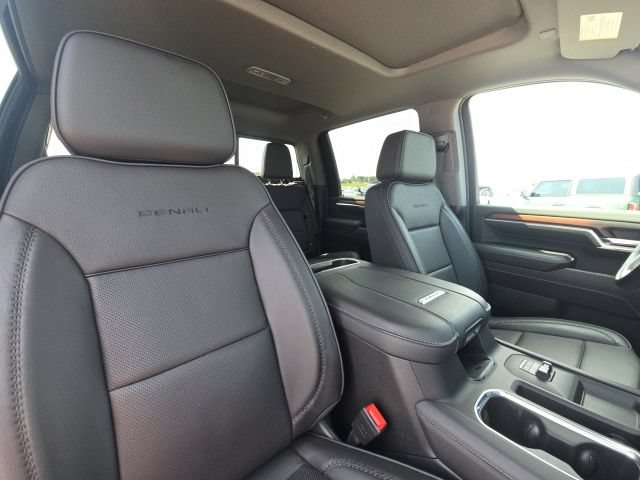 Used 2024 GMC Sierra 2500 Denali w/ Denali Reserve Package AWD/4WD image 20