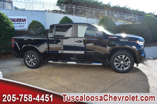 Certified 2025 Chevrolet Silverado 1500 RST AWD/4WD image 13