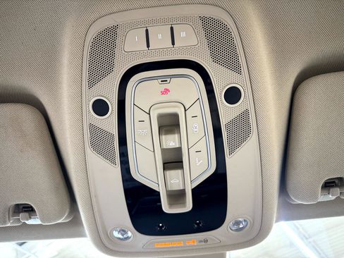 Used 2018 Audi Q7 3.0T Prestige image 31