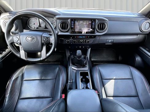 Used 2017 Toyota Tacoma TRD Pro image 6