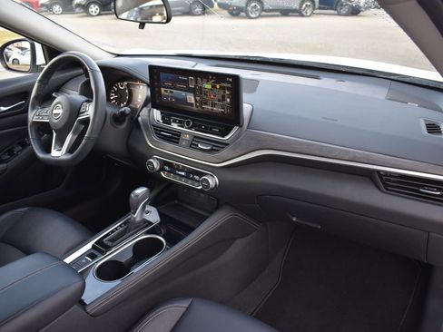 Used 2024 Nissan Altima 2.5 SL image 53