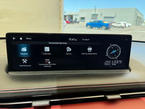 Used 2022 Genesis GV70 3.5T Sport w/ Sport Advanced Package AWD/4WD image 29