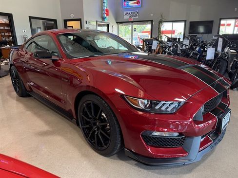 Used 2018 Ford Mustang Shelby GT350 w/ Convenience Package RWD image 3