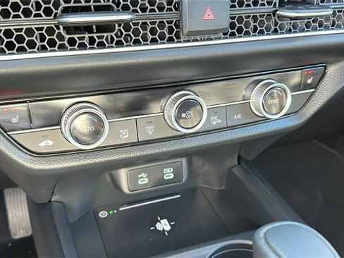 Used 2026 Honda HR-V EX-L image 15