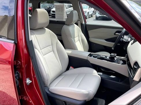 Used 2023 Nissan Rogue SL w/ SL Premium Package AWD/4WD image 7