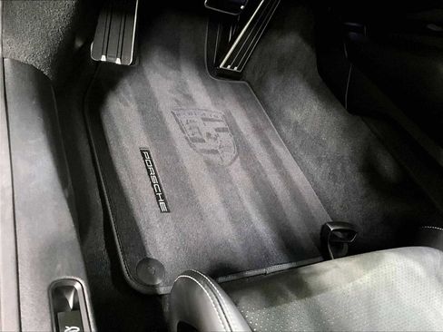 Used 2025 Porsche 911 GT3 RS image 38