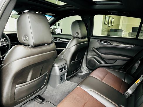 Used 2022 Cadillac CT5 Sport w/ Climate Package image 24