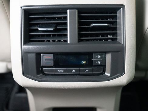 Used 2022 Volkswagen Atlas SE image 26