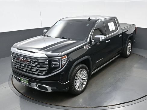 Used 2022 GMC Sierra 1500 Denali AWD/4WD image 38