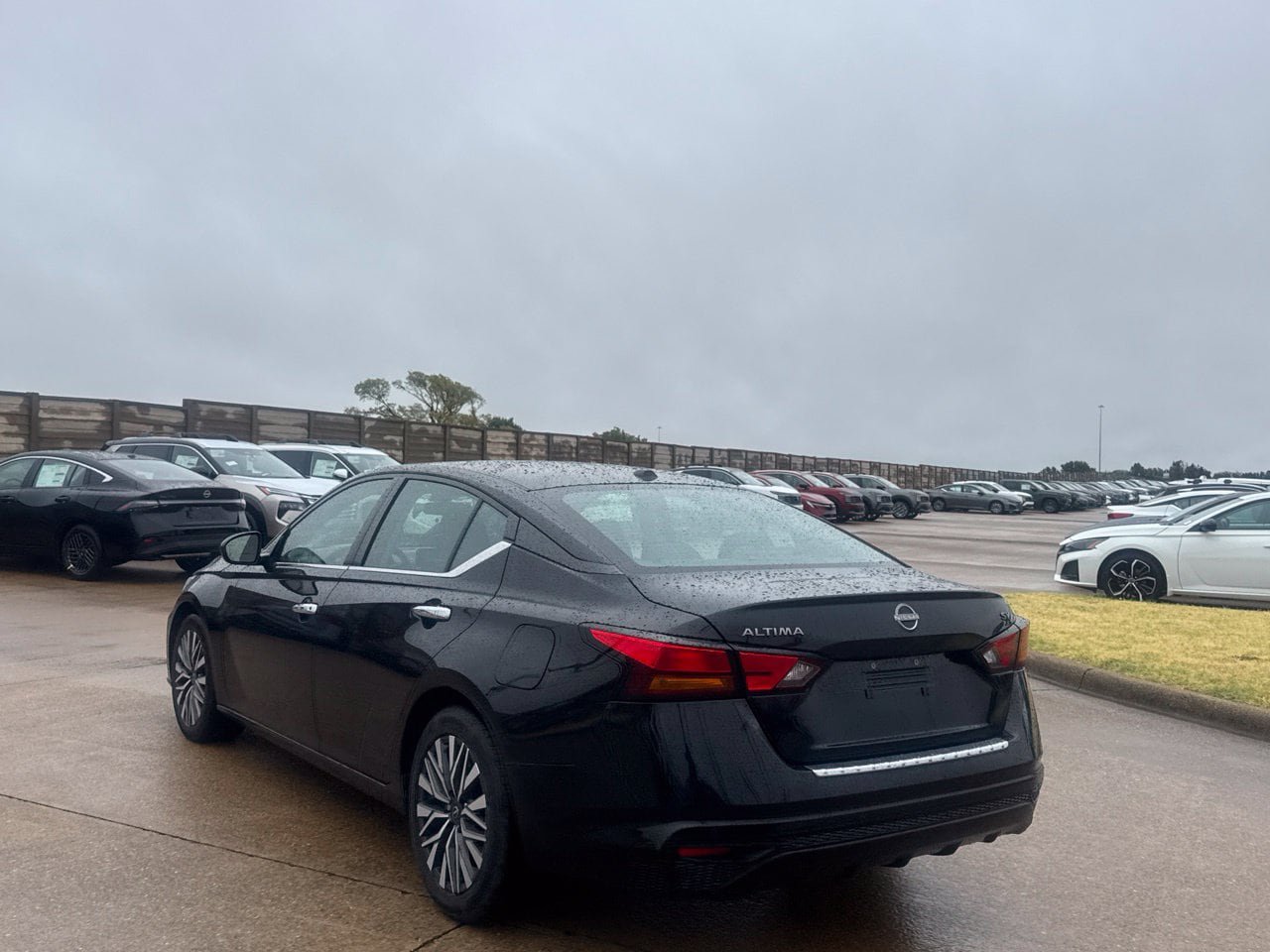 Certified 2023 Nissan Altima 2.5 SV FWD image 17