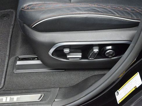 Used 2023 Jeep Grand Cherokee Summit w/ Adv Protech Group IV image 16