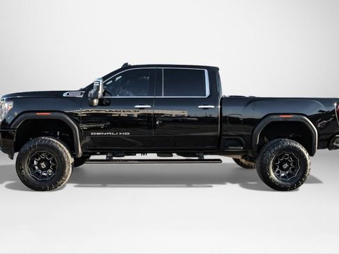 Used 2022 GMC Sierra 3500 Denali w/ Denali Black Diamond Edition image 8