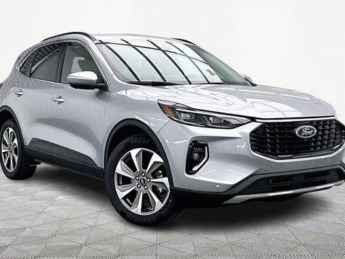 Used 2023 Ford Escape Platinum image 12