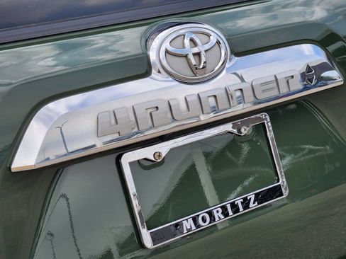 Used 2022 Toyota 4Runner Limited RWD image 12