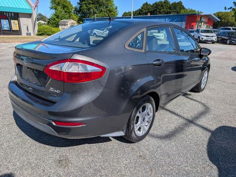 Used 2015 Ford Fiesta SE FWD image 7