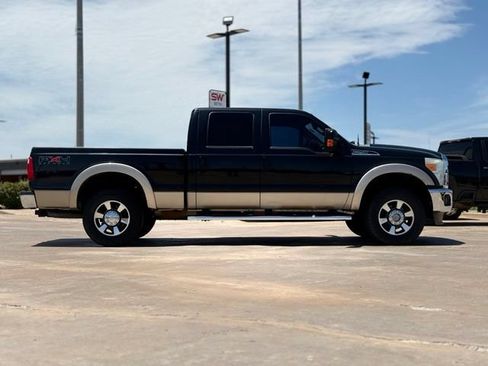 Used 2011 Ford F250 Lariat w/ Lariat Interior Pkg AWD/4WD image 7