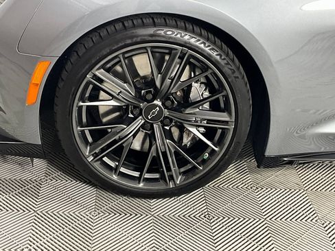 Used 2021 Chevrolet Camaro ZL1 image 23