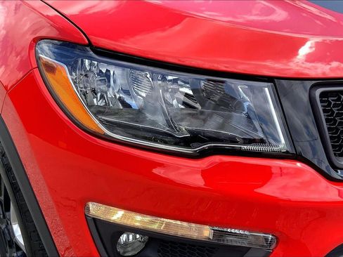 Used 2018 Jeep Compass Trailhawk w/ Popular Equipment Group AWD/4WD image 27
