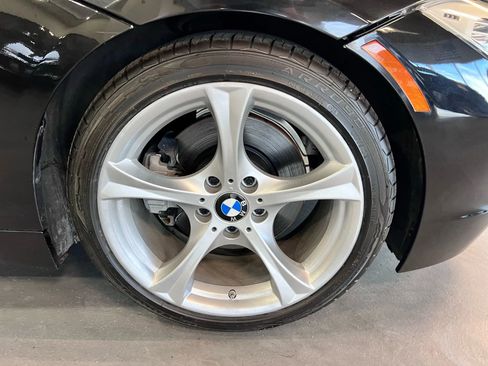 Used 2012 BMW Z4 sDrive28i w/ Sport Pkg image 21