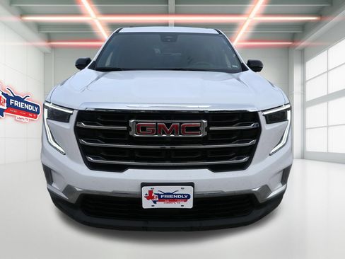 Used 2026 GMC Acadia Elevation w/ Elevation Premium Package FWD image 6