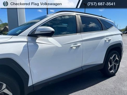 Used 2023 Hyundai Tucson SEL w/ Convenience Package AWD/4WD image 3