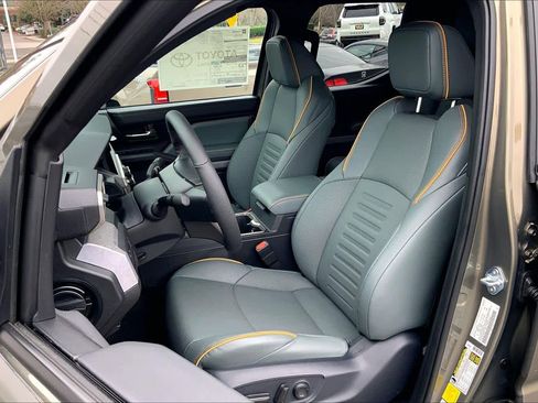 New 2025 Toyota Tacoma 4x4 Double Cab Hybrid w/ Tow Tech Package image 9