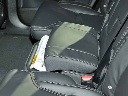 New 2026 Volvo XC90 B6 Ultra w/ Protection Package image 21