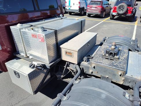 Used 2023 RAM 5500 Tradesman AWD/4WD image 7