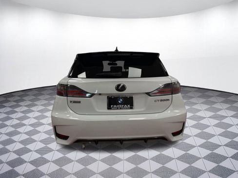 Used 2017 Lexus CT 200h CT 200h image 9