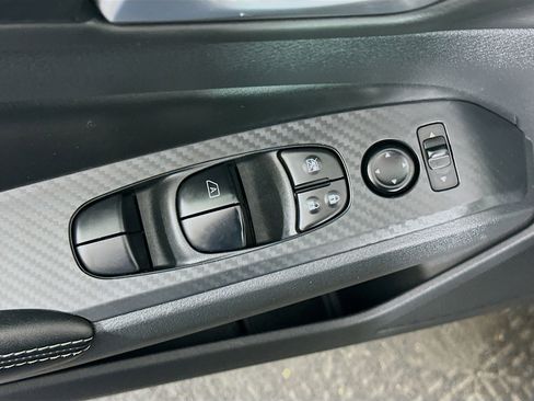 Used 2024 Nissan Altima 2.5 SV w/ SV Premium Package image 15