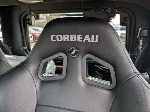 Used 2012 Jeep Wrangler Unlimited Rubicon w/ Connectivity Group image 20