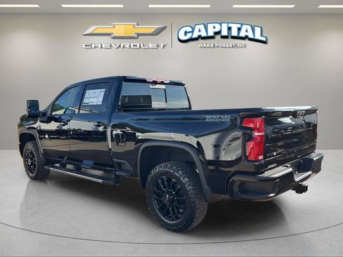 Used 2026 Chevrolet Silverado 2500 LTZ w/ LTZ Plus Package AWD/4WD image 3