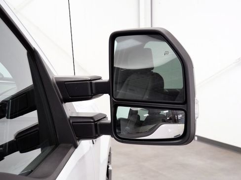 Used 2020 Ford F150 XLT w/ Heavy-Duty Payload Package AWD/4WD image 38