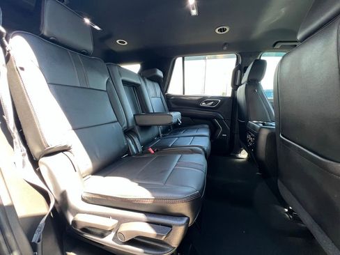 Used 2021 Chevrolet Tahoe RST image 27