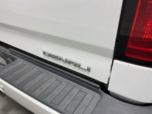 Used 2016 GMC Sierra 3500 Denali w/ Duramax Plus Package image 16