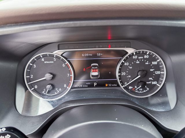 Used 2023 Nissan Rogue SV AWD/4WD image 17