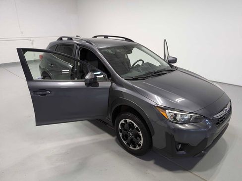 Used 2023 Subaru Crosstrek 2.0i Premium AWD/4WD image 16