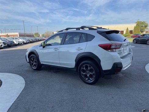 Used 2022 Subaru Crosstrek 2.5i Sport w/ Moonroof Package image 3