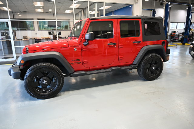 Used 2014 Jeep Wrangler Unlimited Sport AWD/4WD image 8
