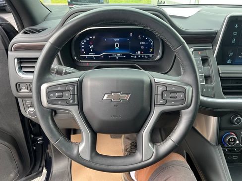 Certified 2023 Chevrolet Tahoe Z71 w/ Luxury Package AWD/4WD image 12