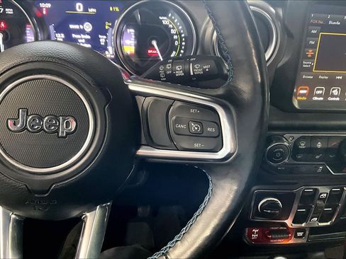 Used 2023 Jeep Wrangler Unlimited Rubicon 4xe w/ Steel Bumper Group image 26