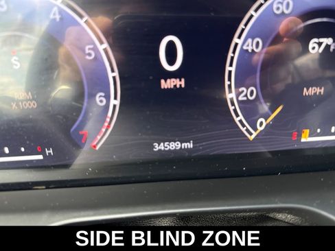 Used 2024 Jeep Grand Cherokee L Limited w/ Black Appearance Package image 20